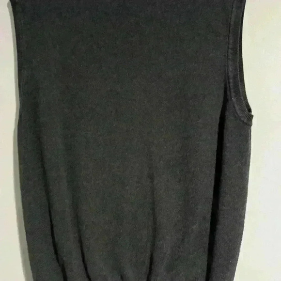 Men’s VanHeusen sweater vest size M EUC, gray - Picture 3 of 3